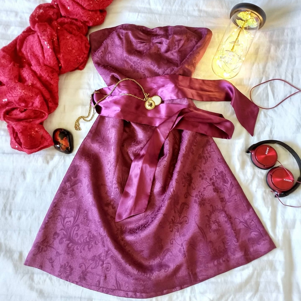 Strapless Formal Dress